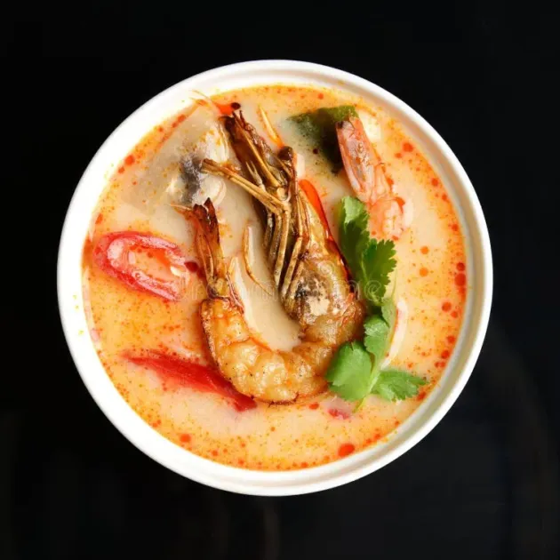 King Prawn Won Ton Tom Yum Soup